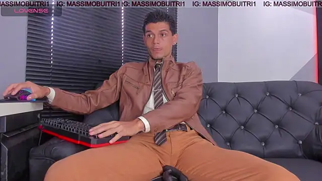 massimo g online show from 04/14/26, 02:00