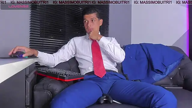 Snapshot of massimo_g chatting on 05/03/26, 11:41 massimo g online show from 05/03/26, 11:41