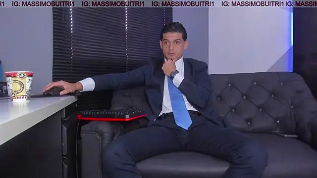 massimo g online show from 11/03/25, 02:09