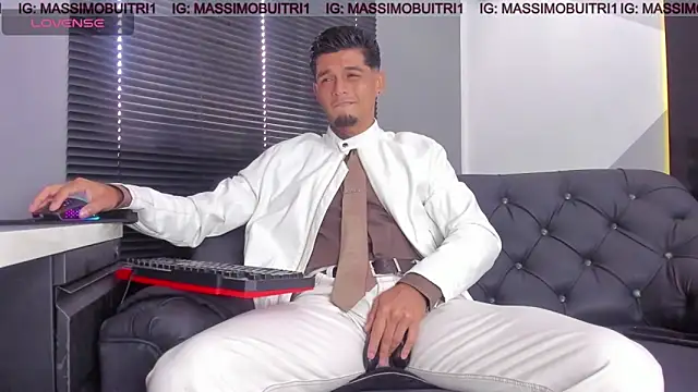 Snapshot of massimo_g chatting on 06/11/26, 12:57 massimo g online show from 06/11/26, 12:57