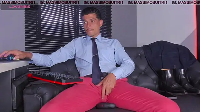 Snapshot of massimo_g chatting on 04/30/26, 10:58 massimo g online show from 04/30/26, 10:58