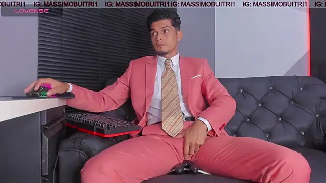 Snapshot of massimo_g chatting on 06/07/26, 12:05 massimo g online show from 06/07/26, 12:05
