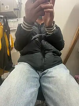 wSilEliaXm online show from 02/18/26, 03:37