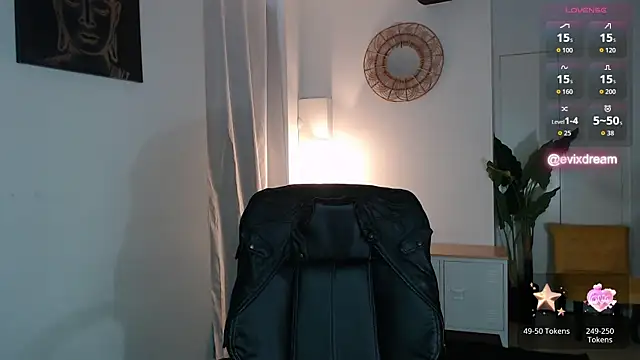 Crystal-dreamt online show from 05/07/26, 01:36