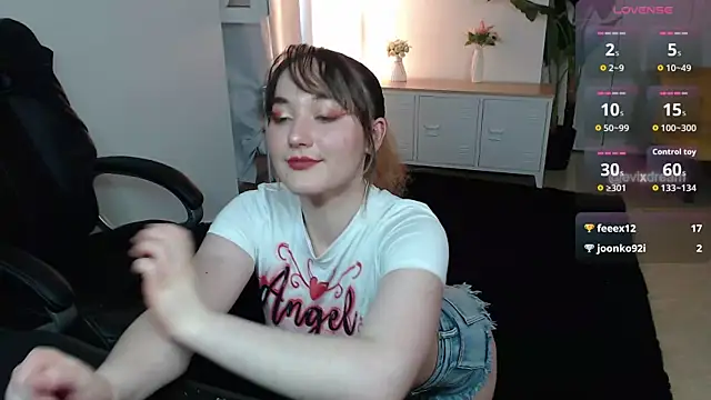 Snapshot of Crystal-dreamt chatting on 07/01/26, 09:42 Crystal-dreamt online show from 07/01/26, 09:42