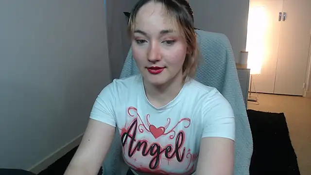 Crystal-dreamt online show from 01/06/26, 09:35