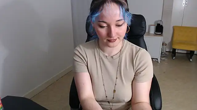 Crystal-dreamt online show from 11/04/25, 10:30