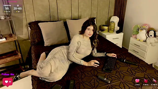Isabellacharm online show from 06/30/26, 04:18