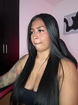 meganjames1 online show from 05/11/26, 11:57