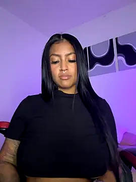 meganjames1 online show from 10/15/25, 12:09