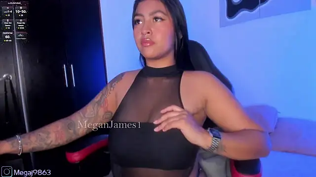 meganjames1 online show from 12/04/25, 12:37