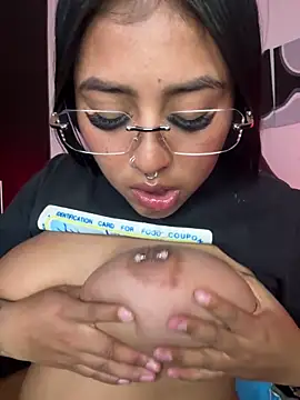 meganjames1 online show from 03/12/26, 01:11