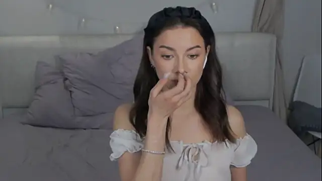 Snapshot of sinthiaroze chatting on 01/11/25, 07:05 sinthiaroze online show from 01/11/25, 07:05