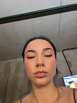 sinthiaroze online show from 11/01/25, 07:52