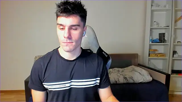 Snapshot of sam_huston chatting on 11/27/25, 10:43 sam huston online show from 11/27/25, 10:43