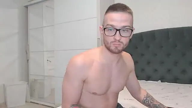 Marselle Laker online show from 12/22/24, 09:33