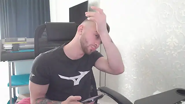 Marselle Laker online show from 03/22/25, 09:13