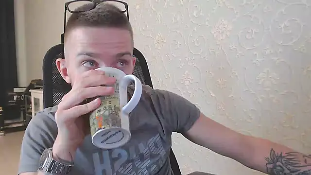 Marselle Laker online show from 12/24/24, 10:22