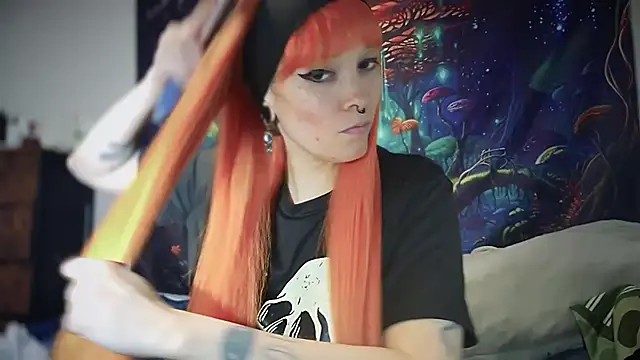 FRRANNKIE online show from 11/19/25, 01:49