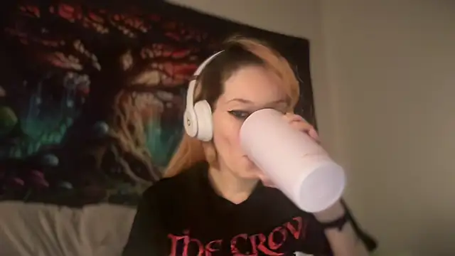 FRRANNKIE online show from 03/25/26, 06:51