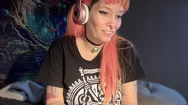 FRRANNKIE online show from 12/22/25, 04:51