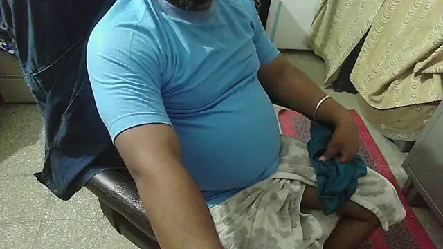 rentarob online show from 11/23/25, 10:47