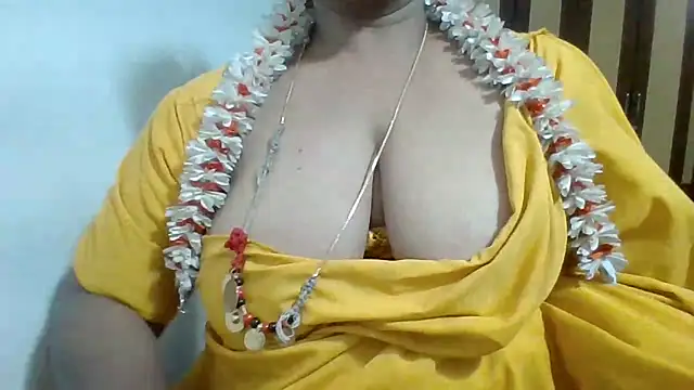 Snapshot of archanatelugu9 chatting on 05/22/26, 12:08 archanatelugu9 online show from 05/22/26, 12:08