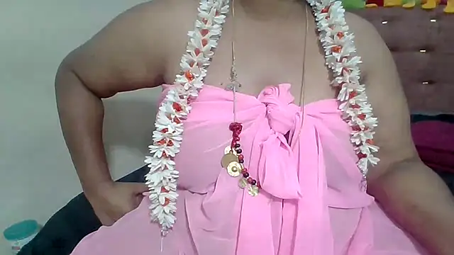 Snapshot of archanatelugu9 chatting on 03/06/26, 06:47 archanatelugu9 online show from 03/06/26, 06:47