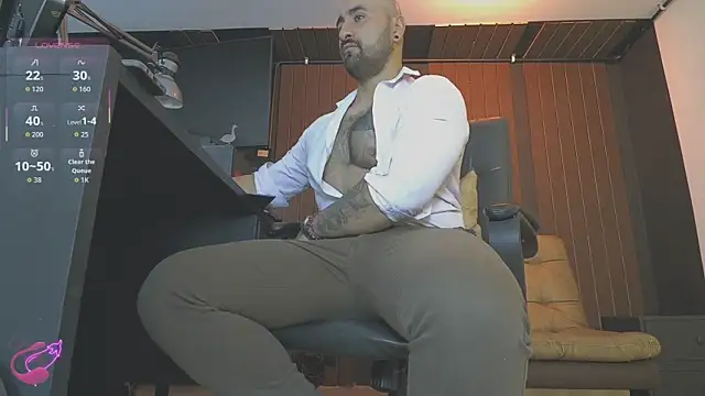 Leon 1234 online show from 03/31/26, 03:47