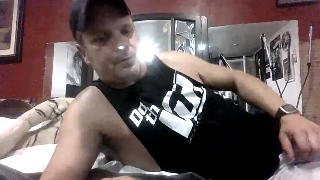 Snapshot of JRock69nKzoo chatting on 09/27/25, 10:38 JRock69nKzoo online show from 09/27/25, 10:38