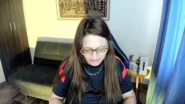 Ivette Shaira online show from 04/14/26, 11:26