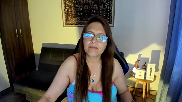 Ivette Shaira online show from 04/29/26, 11:36