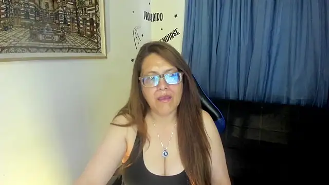 Snapshot of Ivette_Shaira chatting on 06/26/26, 11:38 Ivette Shaira online show from 06/26/26, 11:38