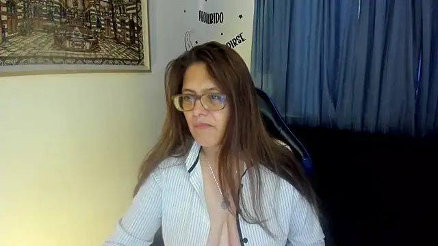 Snapshot of Ivette_Shaira chatting on 07/10/26, 11:54 Ivette Shaira online show from 07/10/26, 11:54