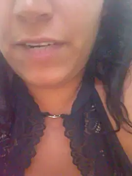 Snapshot of Morenitha-XXX chatting on 01/26/25, 02:35 Morenitha-XXX online show from 01/26/25, 02:35