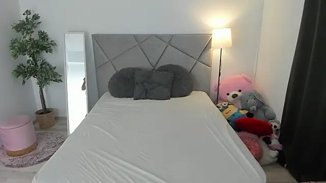 BlueEyesLexy online show from 07/04/26, 07:59