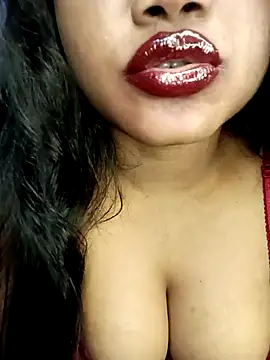 Snapshot of Hotlisa chatting on 02/23/25, 06:38 Hotlisa online show from 02/23/25, 06:38