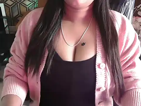 shivi moto online show from 11/18/25, 05:11