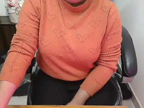 shivi moto online show from 12/20/25, 06:16