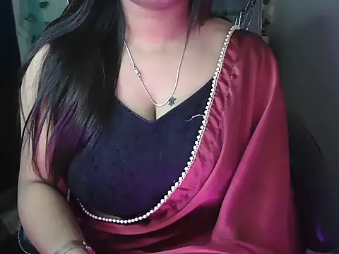 shivi moto online show from 12/16/25, 05:22