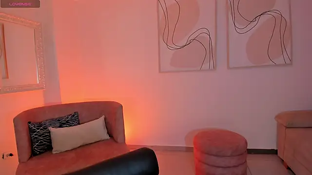 DannaCruz online show from 04/05/26, 05:19