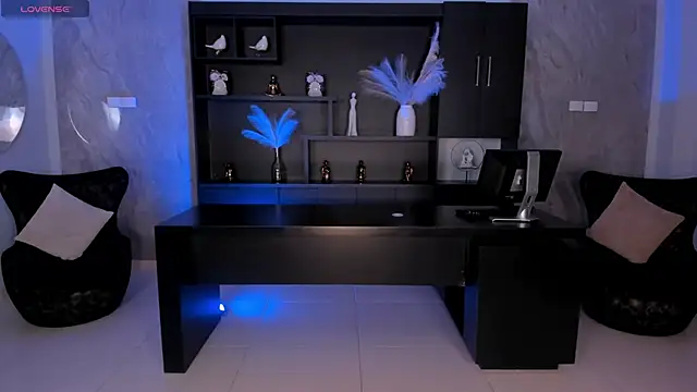 BiancaPierce online show from 12/17/25, 11:48