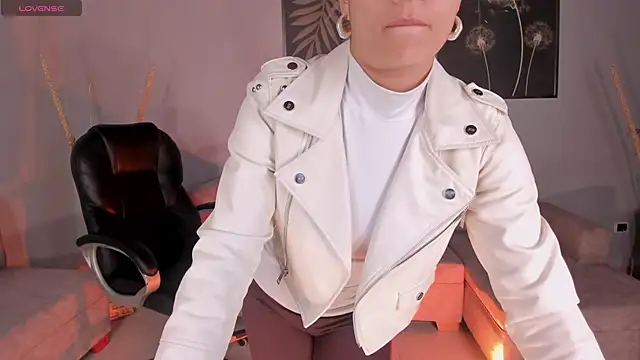 BiancaPierce online show from 09/29/25, 11:49