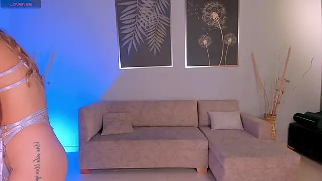 BiancaPierce online show from 11/14/25, 12:09