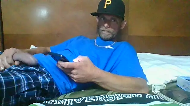 Snapshot of daddytim0 chatting on 07/19/26, 07:06 daddytim0 online show from 07/19/26, 07:06