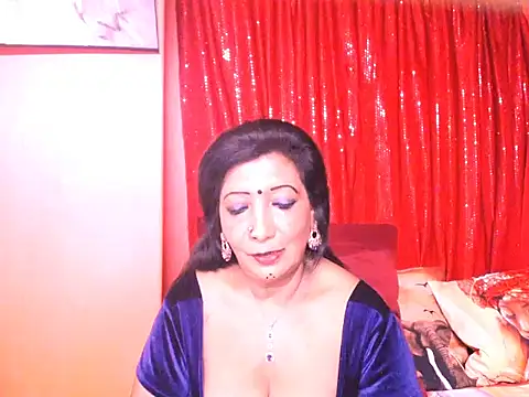Snapshot of indiansarika65 chatting on 04/22/26, 03:41 indiansarika65 online show from 04/22/26, 03:41