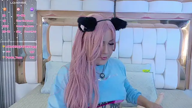 valkiria moore online show from 02/25/26, 08:08