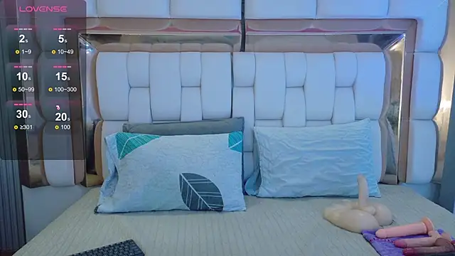 valkiria moore online show from 02/08/26, 08:06