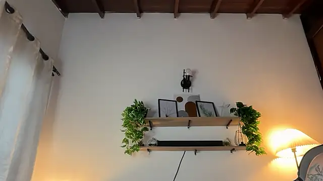 Paulah x online show from 03/05/26, 06:15