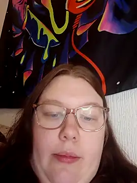 Sexycurvyemilyy online show from 04/14/26, 08:14